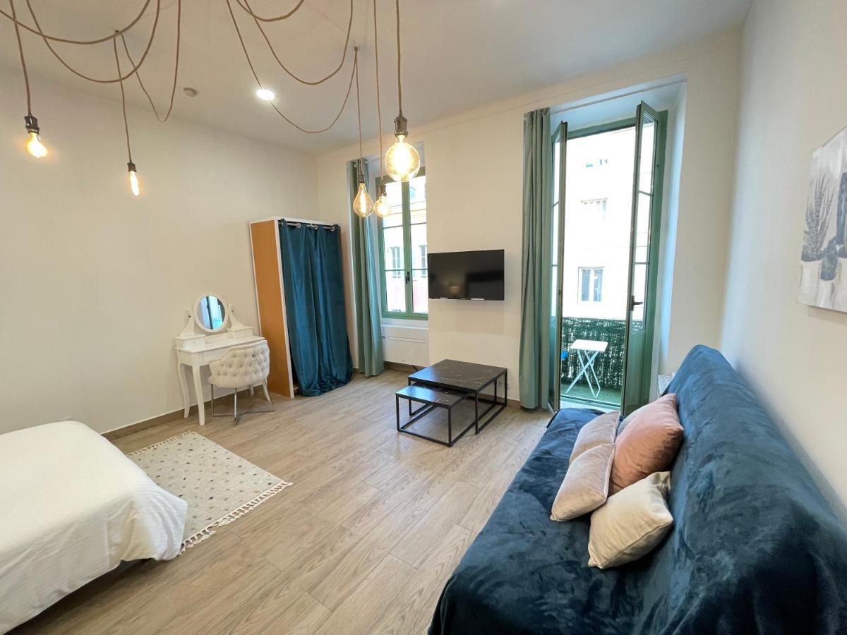 Renting - 2 Massena - Luxury Loft - Balcony Massena Square View - Aircon Appartement